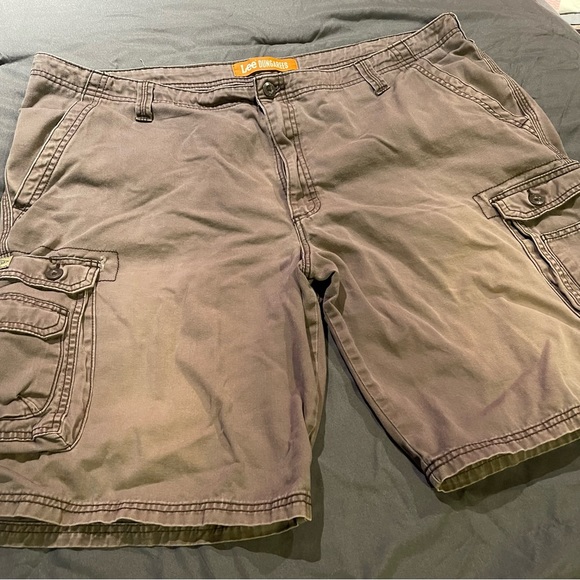 Lee Shorts Mens Lee Dungarees Cargo Shorts Size 42 Poshmark